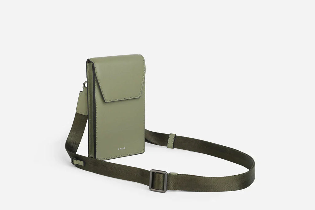 Unisex EasyTraveler Pouch
